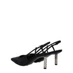 Black Pumps