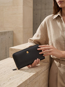 Versace  Medusa Leather Zip Wallet