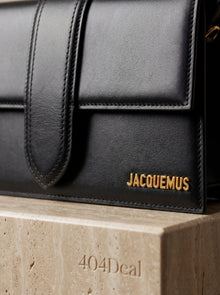 Sac long Jacquemus Le Bambino en cuir noir