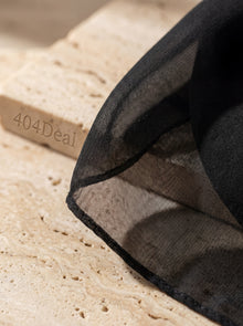 Écharpe/châle en soie noire Dolce & Gabbana, 167 cm x 126 cm