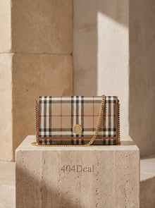 Burberry  Beige Polyethylene Wallet